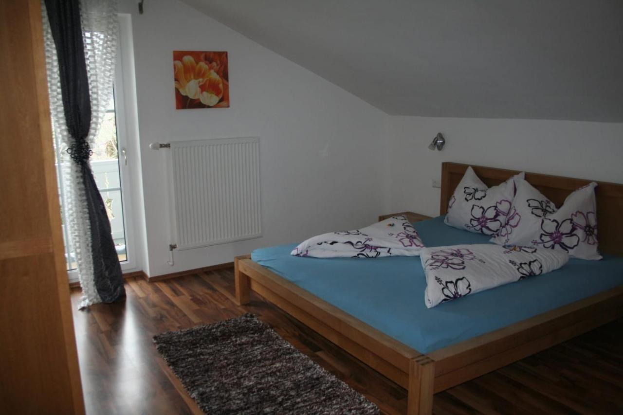 Haus Emily Bed & Breakfast *