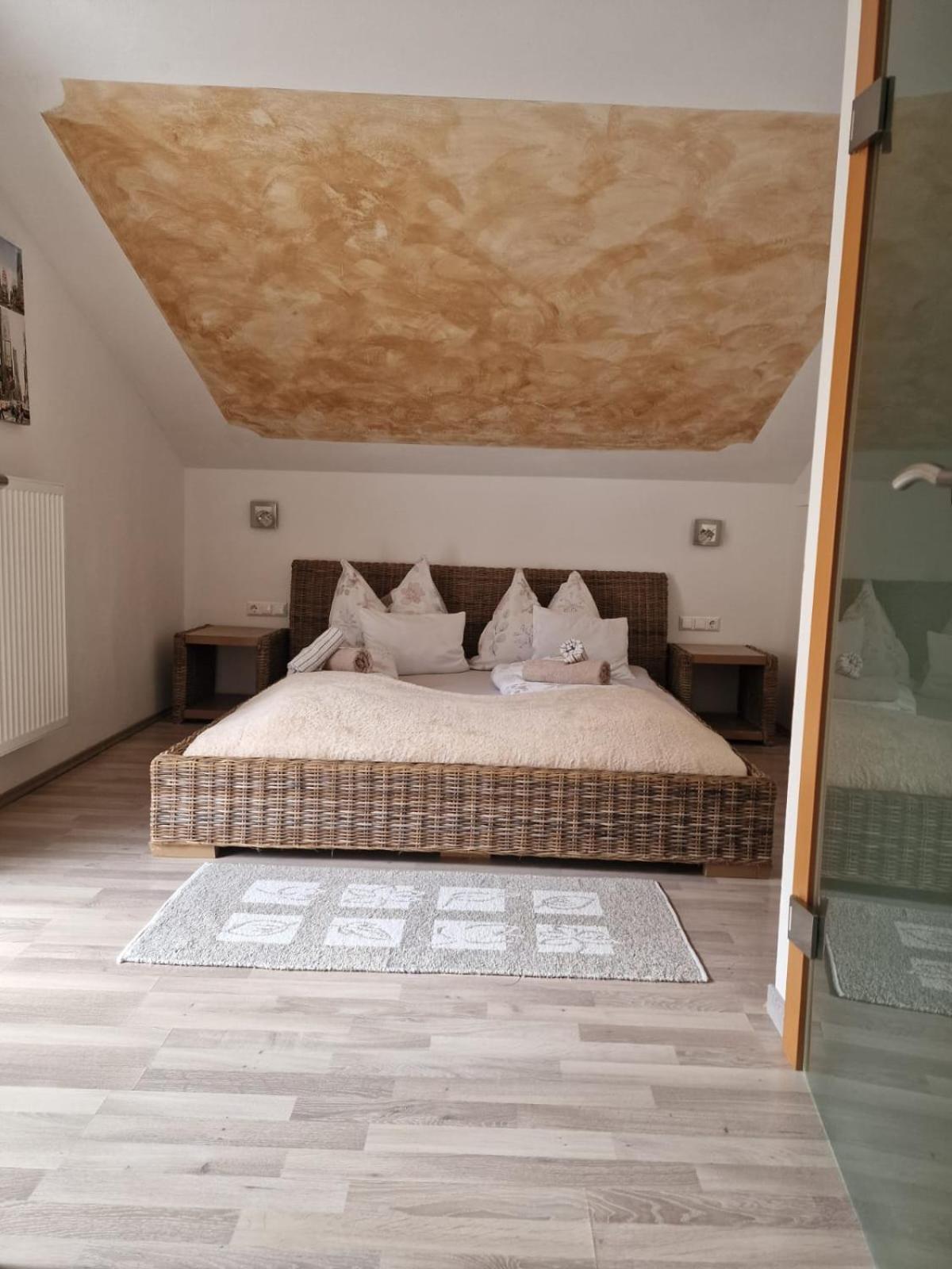 Haus Emily Bed & Breakfast