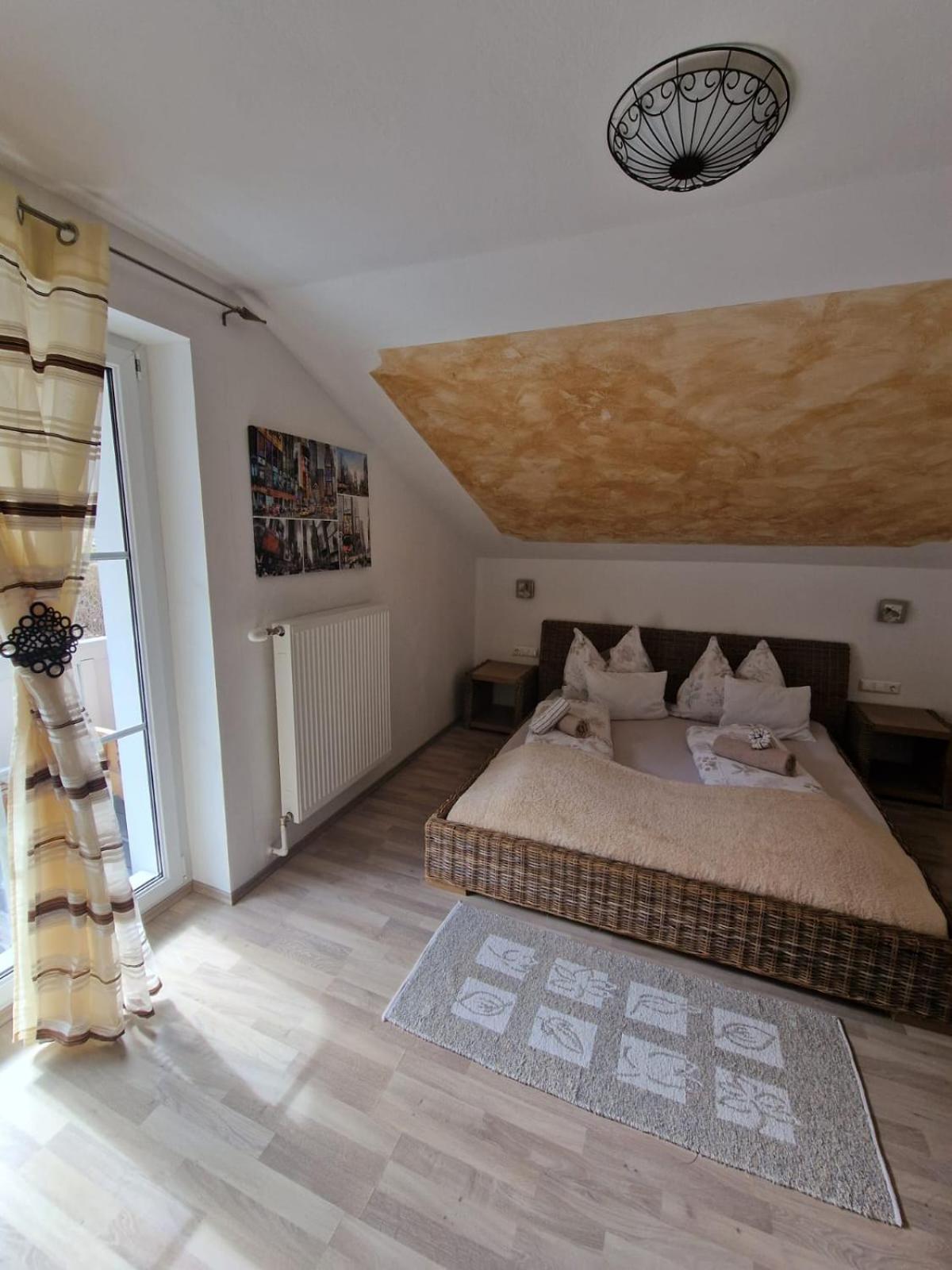 Haus Emily Bed & Breakfast